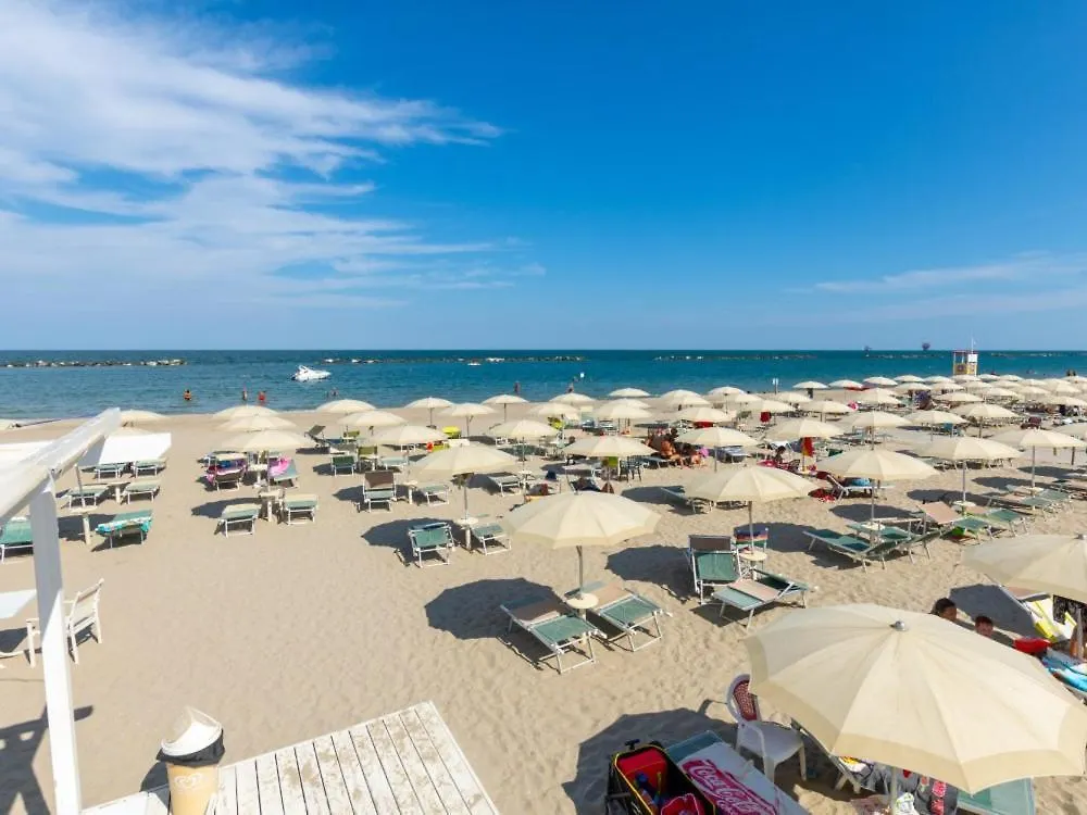 Hotel Marina Beach - Azzurro Club 라벤나 이탈리아
