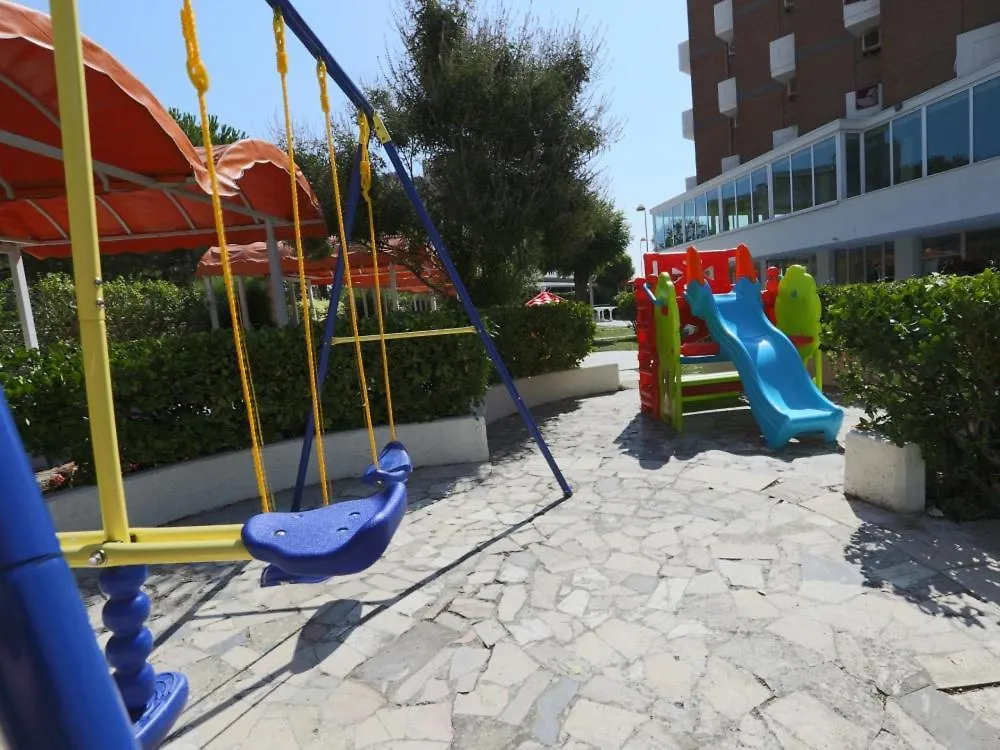 Hotel Marina Beach - Azzurro Club Ravenna