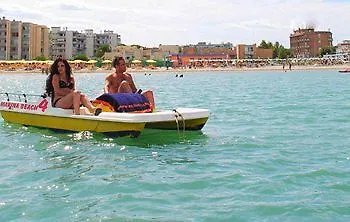 Hotel Marina Beach - Azzurro Club Ravenna 3*,  Italia