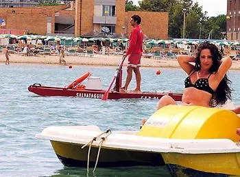 Hotel Marina Beach - Azzurro Club Ravenna
