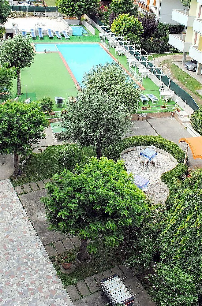 Hotel Marina Beach - Azzurro Club Ravenna 3*,  Italia